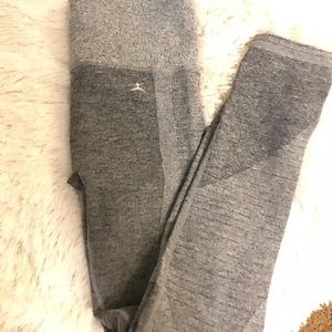 Gray sport legging